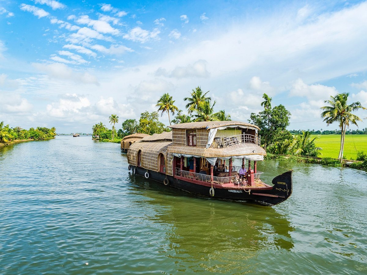 Backwater Houseboat Cycling Holiday 5 Days
